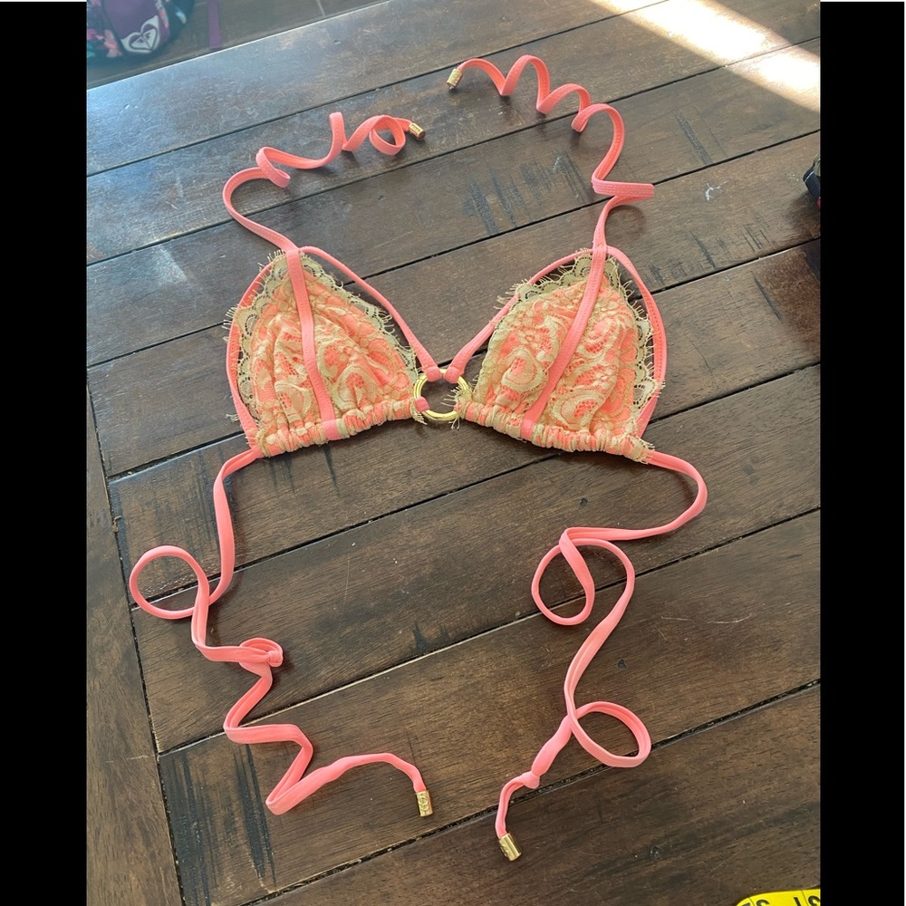 Beach Bunny Gunpowder and Lace bikini top LARGE